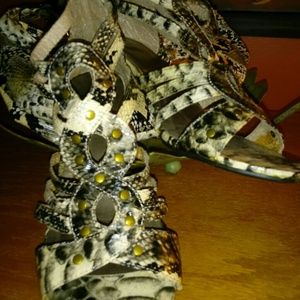 Avon Fashions Snakeskin 🐍Gladiator Sandals